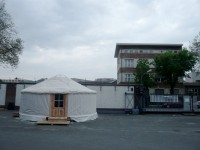 https://www.passiveactivism.net/files/gimgs/th-24_10yurt-at-uferstudios-berlin_larsschmidt.jpg